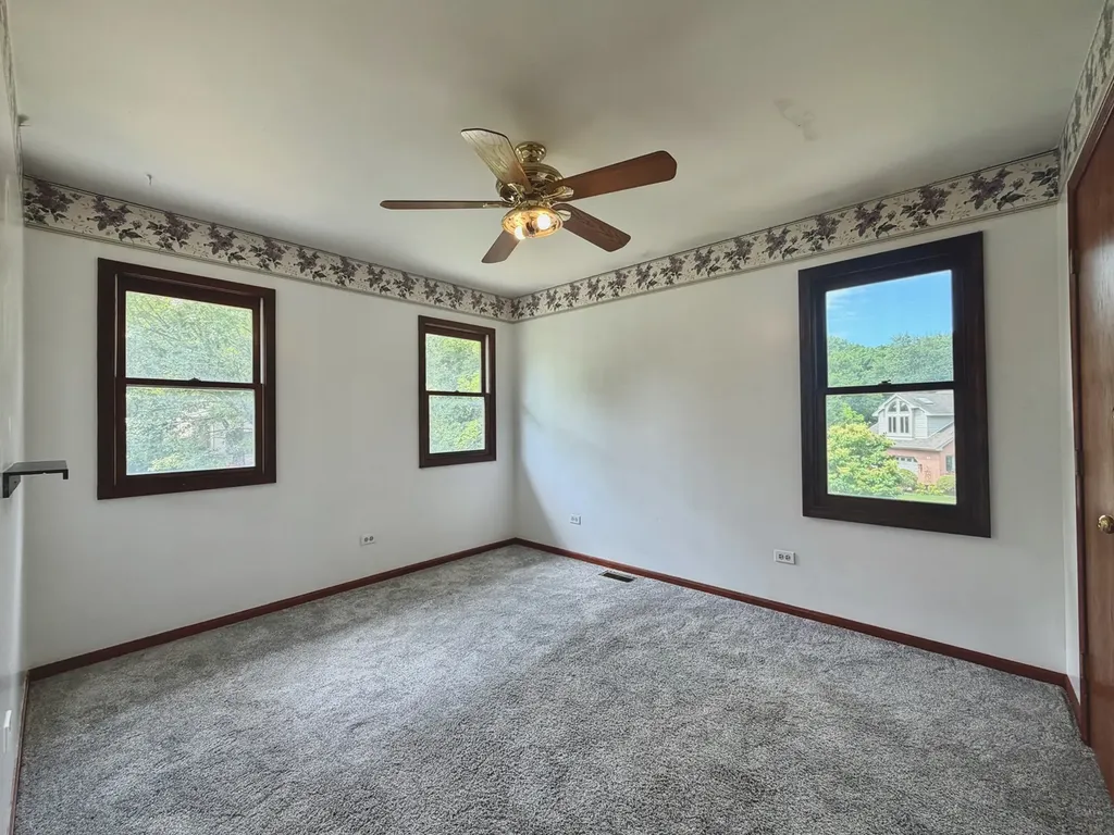 1 Genesee Court Bolingbrook IL 60440