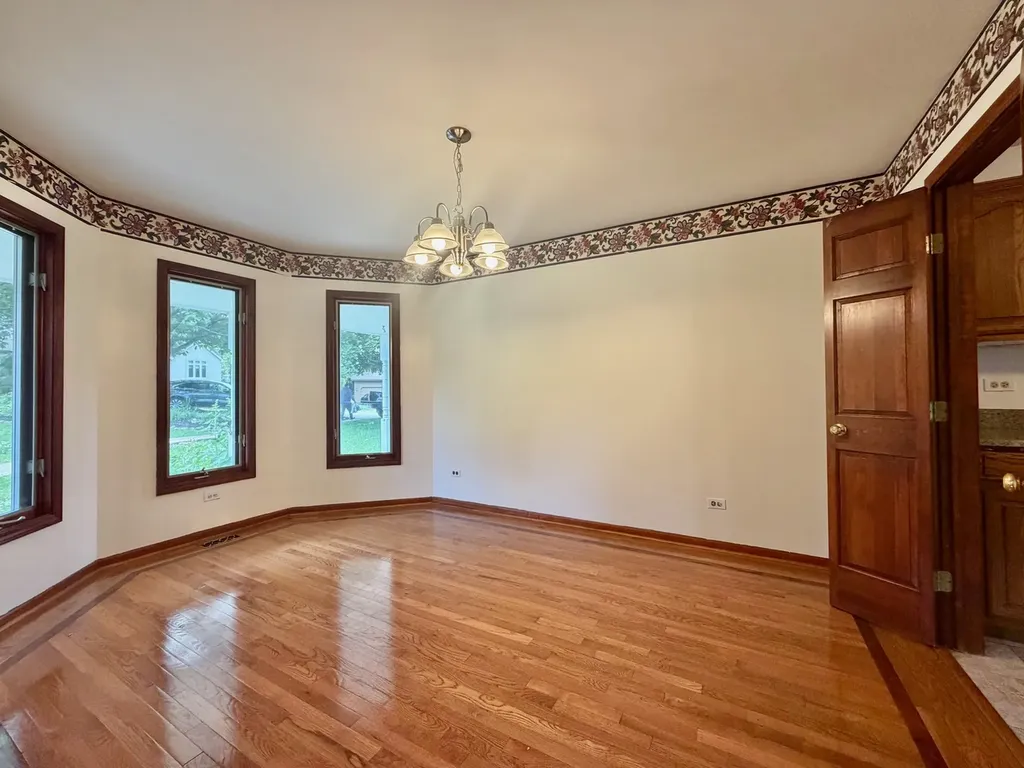 1 Genesee Court Bolingbrook IL 60440