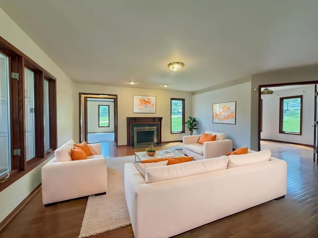 1 Genesee Court Bolingbrook IL 60440