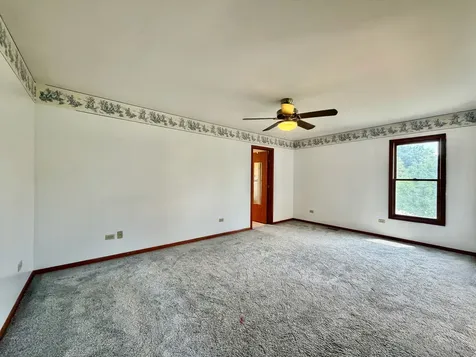 1 Genesee Court Bolingbrook IL 60440