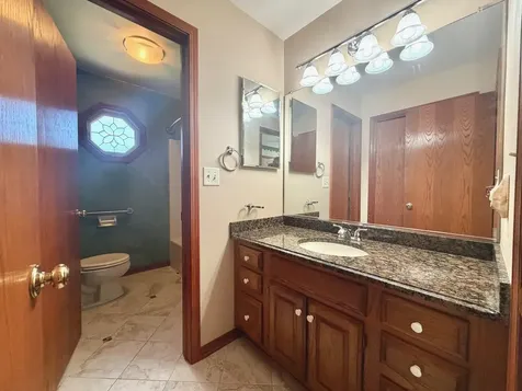 1 Genesee Court Bolingbrook IL 60440