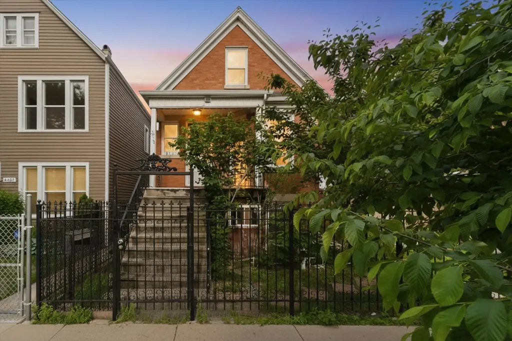 4431 South Washtenaw Avenue Chicago IL 60632