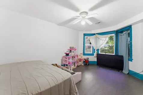4431 South Washtenaw Avenue Chicago IL 60632