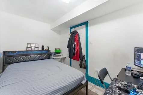 4431 South Washtenaw Avenue Chicago IL 60632