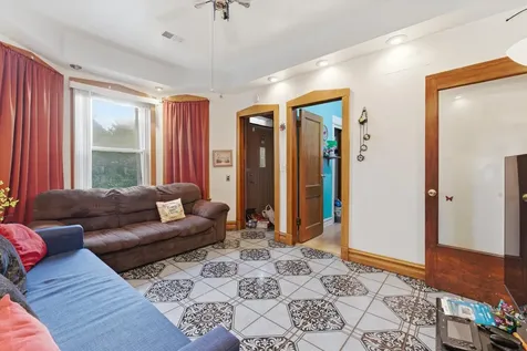 4431 South Washtenaw Avenue Chicago IL 60632