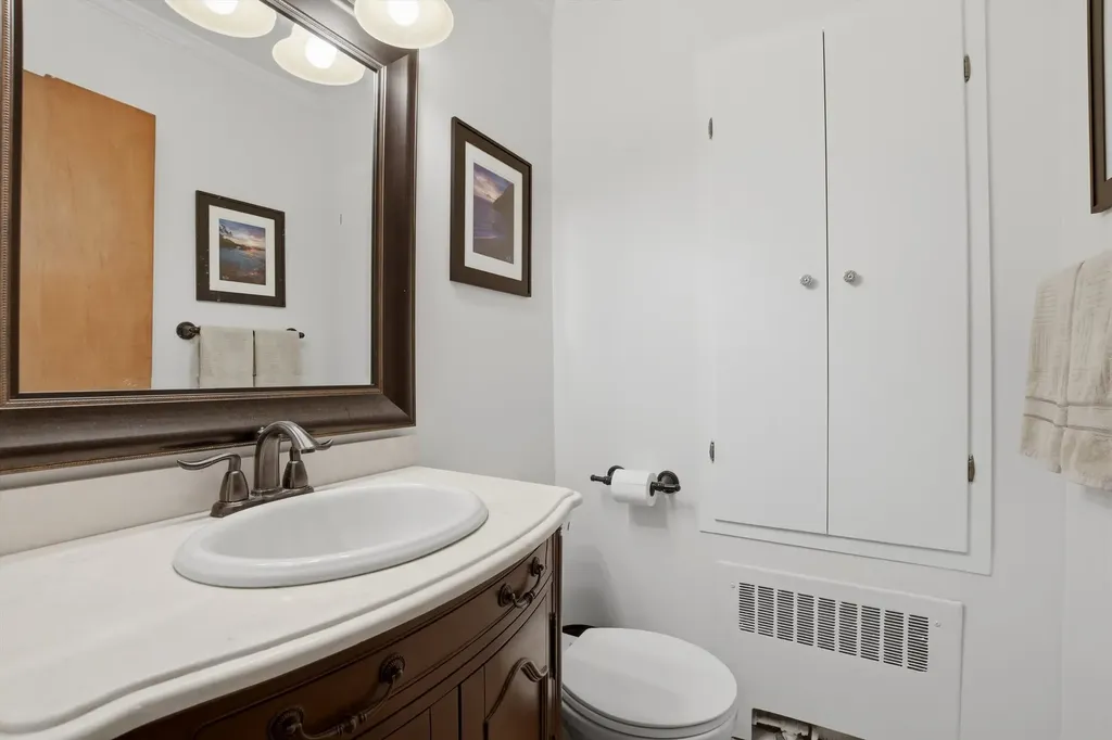 204 South Home Avenue Park Ridge IL 60068