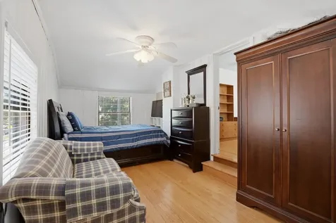 204 South Home Avenue Park Ridge IL 60068