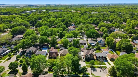 204 South Home Avenue Park Ridge IL 60068