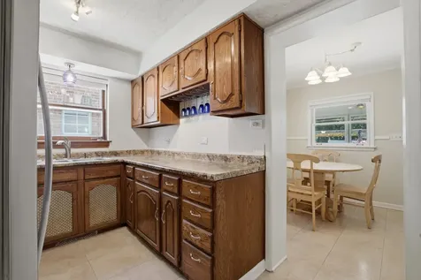 204 South Home Avenue Park Ridge IL 60068