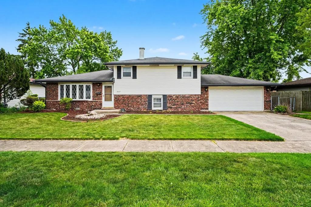 3457 191ST Street Lansing IL 60438