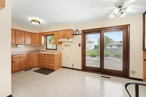 3457 191ST Street Lansing IL 60438