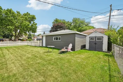 9329 Lincoln Avenue Brookfield IL 60513