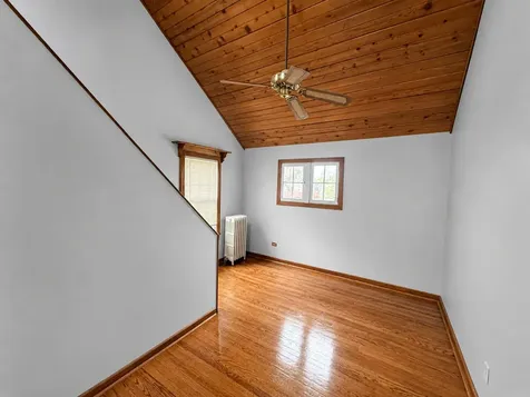 1527 Brookside Avenue Waukegan IL 60085