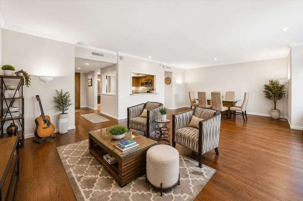 680 North Lake Shore Drive Chicago IL 60611