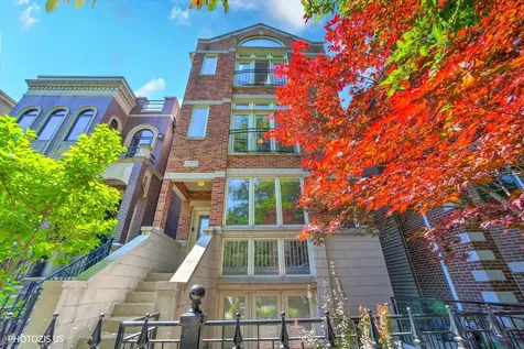 1717 West Nelson Street Chicago IL 60657
