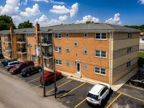 1025 - 49 West Vermont Street Calumet Park IL 60827
