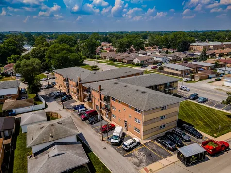 1025 - 49 West Vermont Street Calumet Park IL 60827