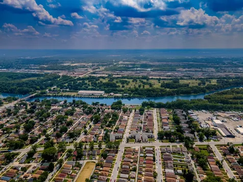 1025 - 49 West Vermont Street Calumet Park IL 60827
