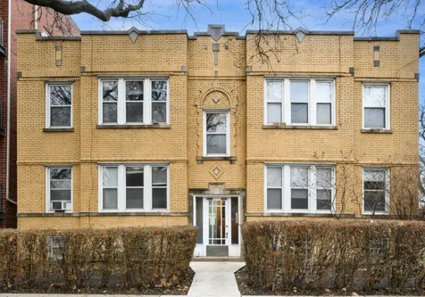 3702 West Cornelia Avenue Chicago IL 60618