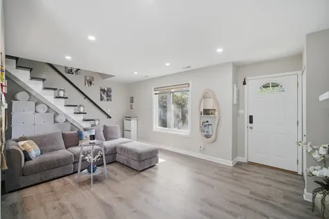 1495 Cornell Court Hoffman Estates IL 60169
