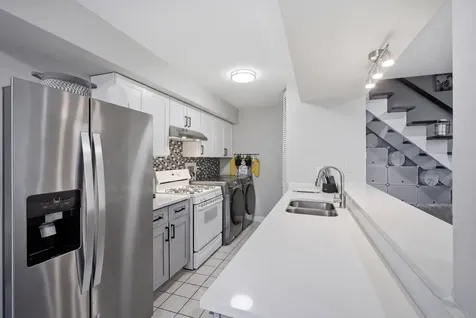 1495 Cornell Court Hoffman Estates IL 60169