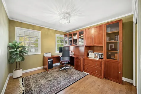 2130 Magnolia Lane Highland Park IL 60035