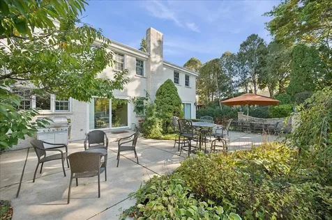 2130 Magnolia Lane Highland Park IL 60035