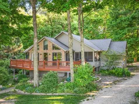1856 Dorchester Court Davis IL 61019