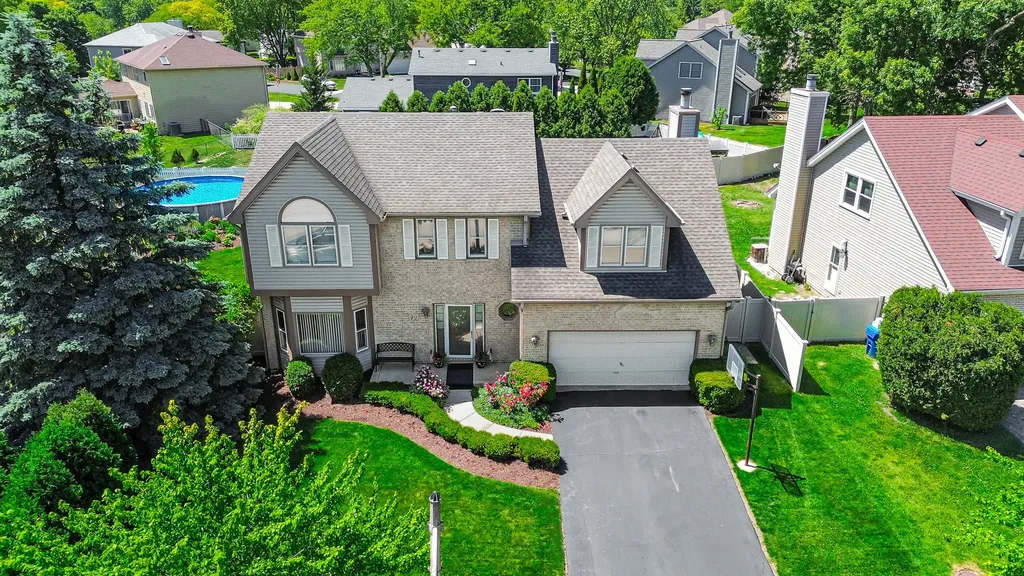 90 Rodenburg Road Roselle IL 60172