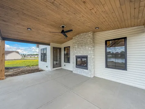 3016 Beringer Circle Urbana IL 61802