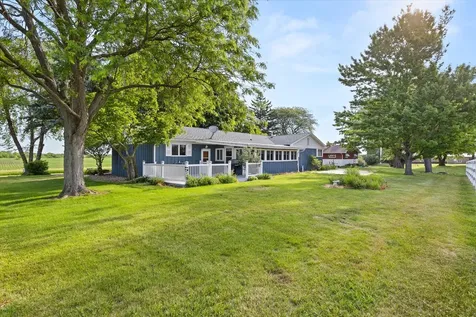 492 North 23rd Road Oglesby IL 61348
