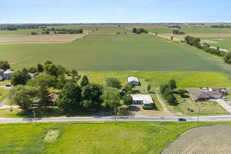 492 North 23rd Road Oglesby IL 61348