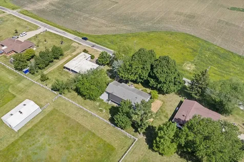 492 North 23rd Road Oglesby IL 61348