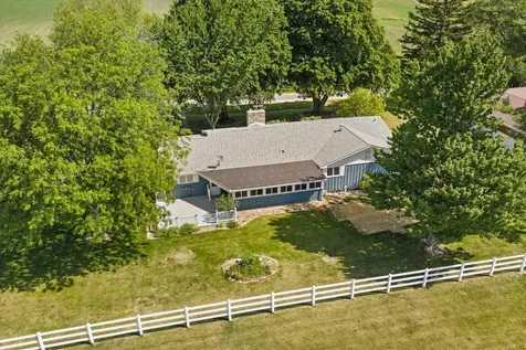 492 North 23rd Road Oglesby IL 61348