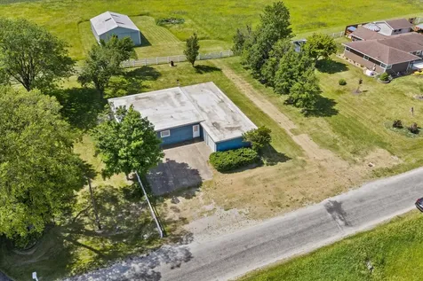 492 North 23rd Road Oglesby IL 61348