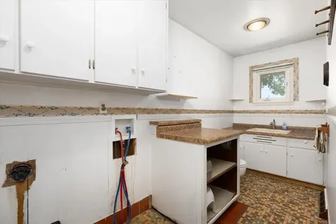 492 North 23rd Road Oglesby IL 61348