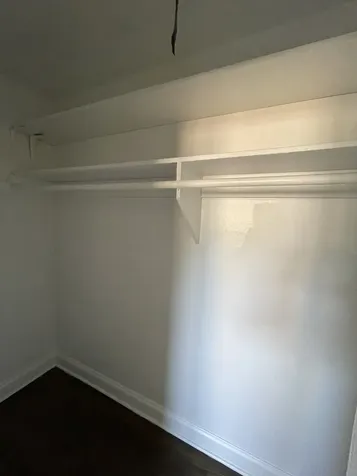 6106 North Damen Avenue Chicago IL 60659
