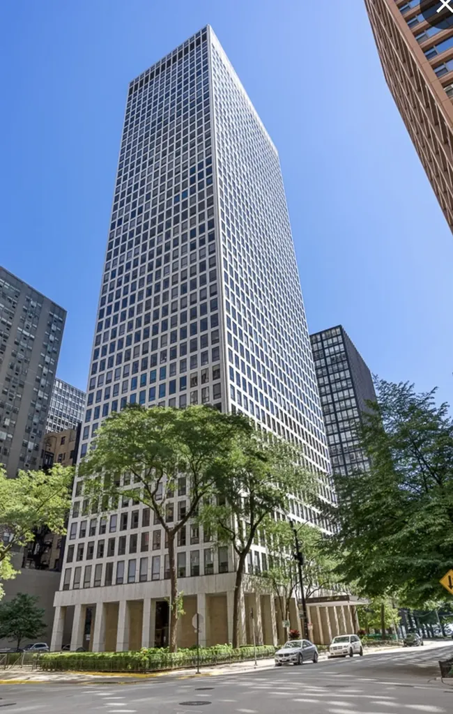260 East Chestnut Street Chicago IL 60611
