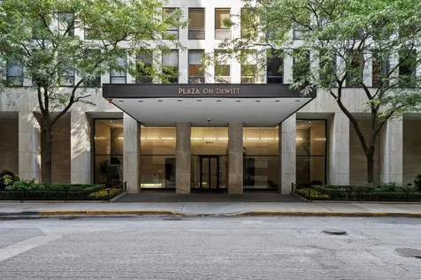 260 East Chestnut Street Chicago IL 60611