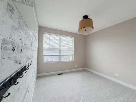 808 East Wing Street Arlington Heights IL 60004