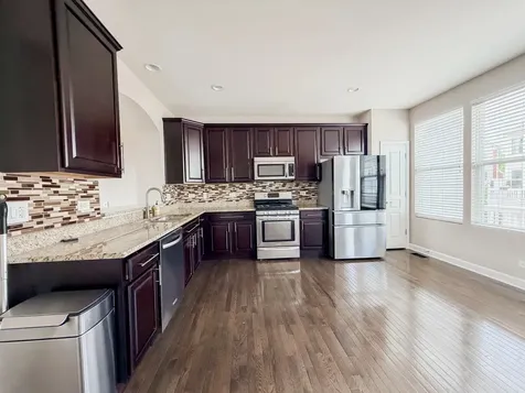 808 East Wing Street Arlington Heights IL 60004