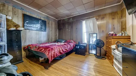 402 South Walnut Avenue Freeport IL 61032