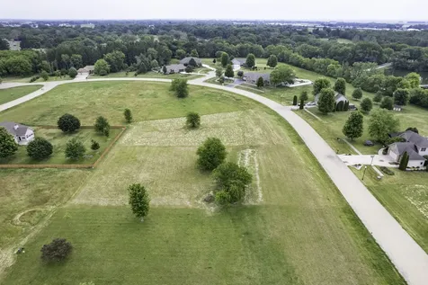 1010 Prairie View Drive Somonauk IL 60552