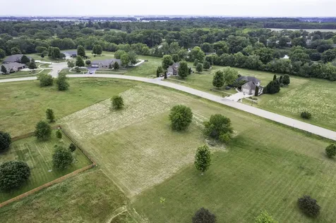 1010 Prairie View Drive Somonauk IL 60552