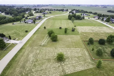 1010 Prairie View Drive Somonauk IL 60552