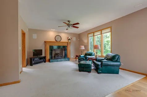 41 Park View Lane Hawthorn Woods IL 60047