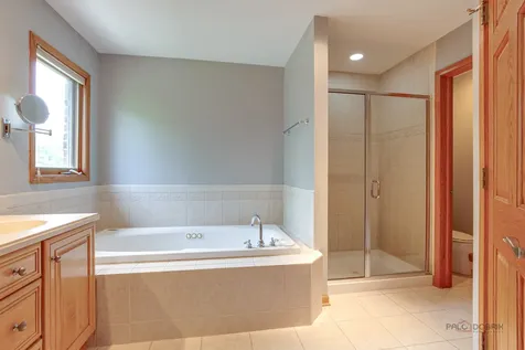 41 Park View Lane Hawthorn Woods IL 60047