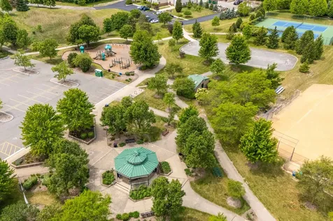 41 Park View Lane Hawthorn Woods IL 60047