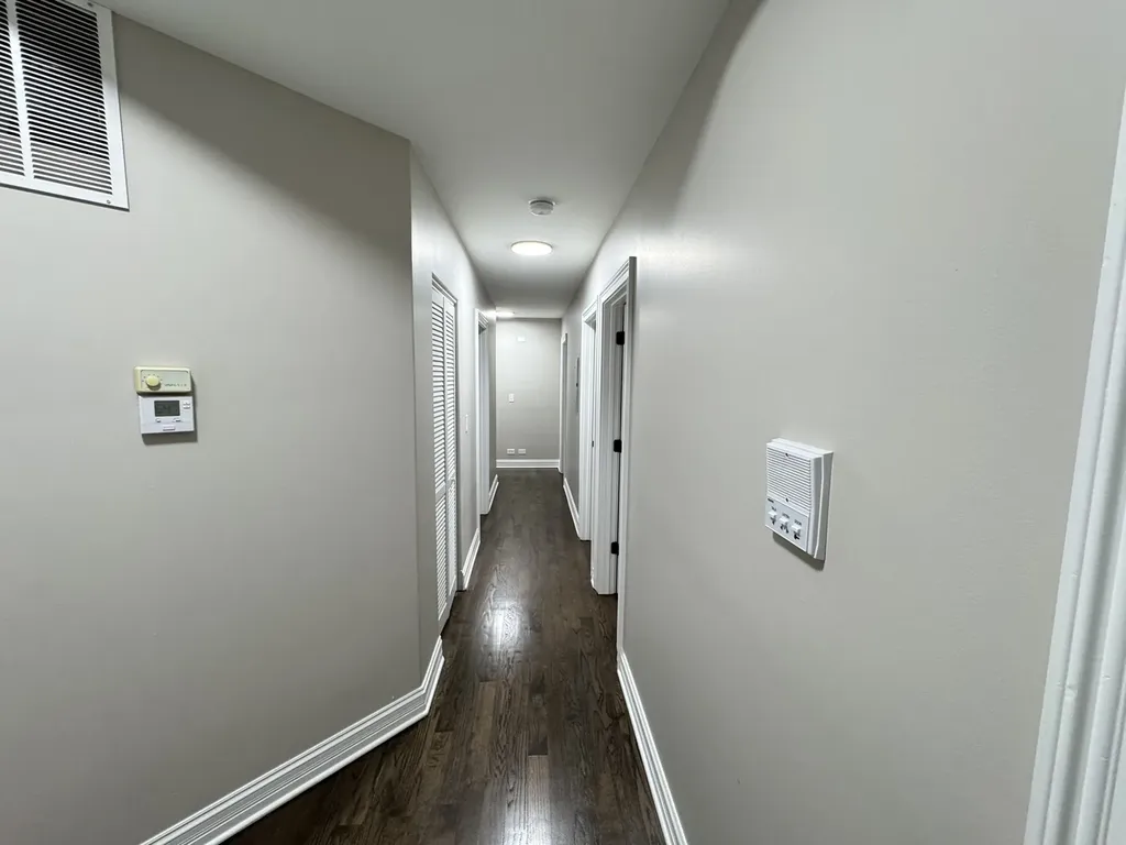 543 East 43rd Street Chicago IL 60653