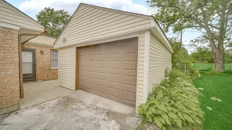 220 South Orchard Drive Park Forest IL 60466